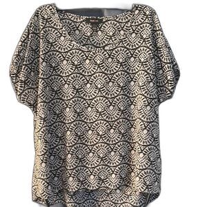 Style & Co Black and White Blouse with Wide Neckline and Short Sleeves Size L